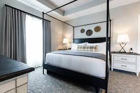 Nicewonder Farm and Vineyards bedroom