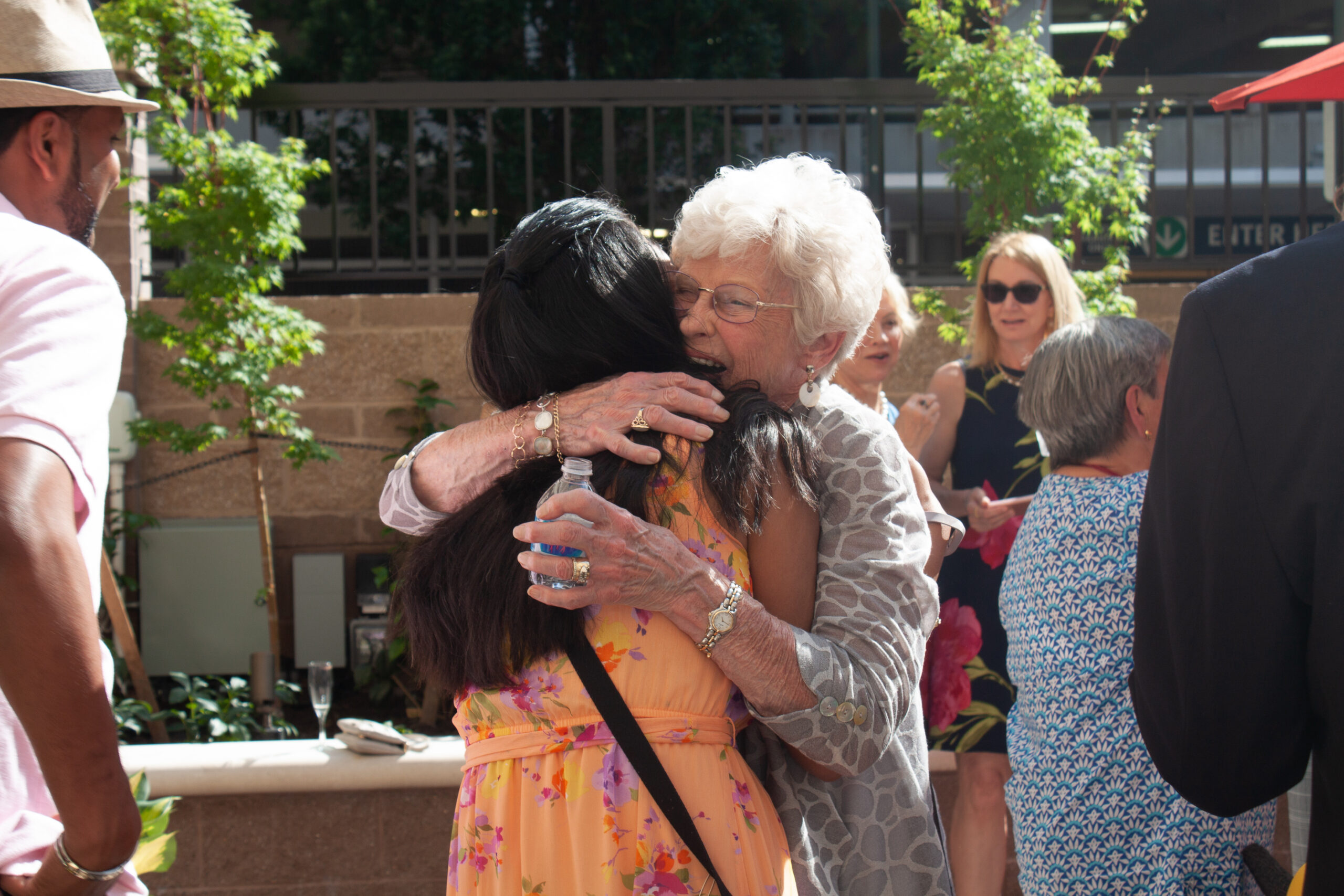 two people hugging