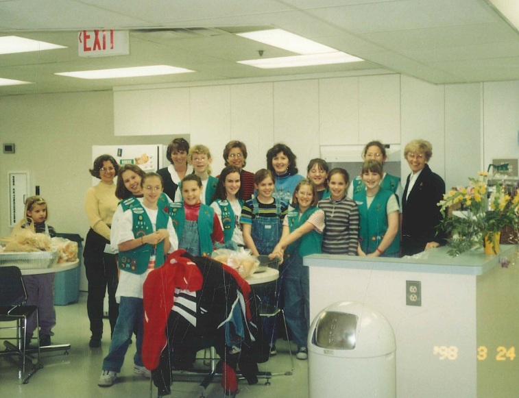 a large group of volunteers at The Doorways